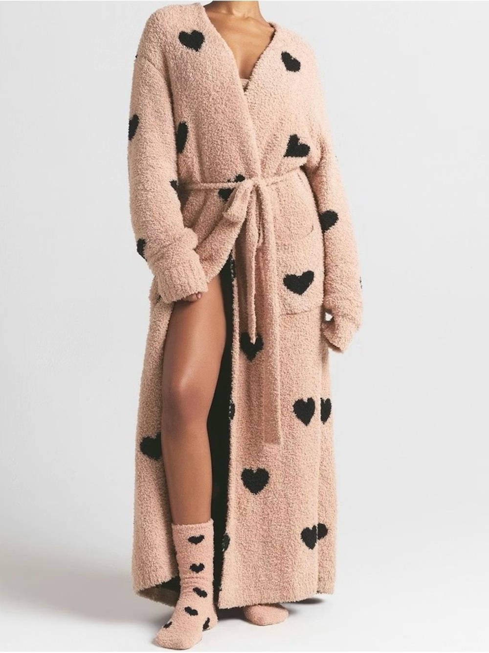 SKIMS Cozy Knit Unisex Robe Mica Spaced Heart
